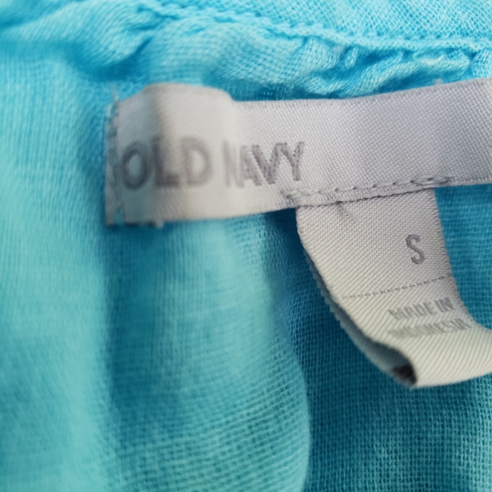 Old Navy Ruffle Tank - Picture 3 of 3
